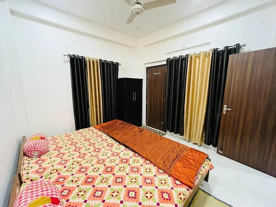 Raj Homestay- Homely Comfort 瓦拉纳西 印度