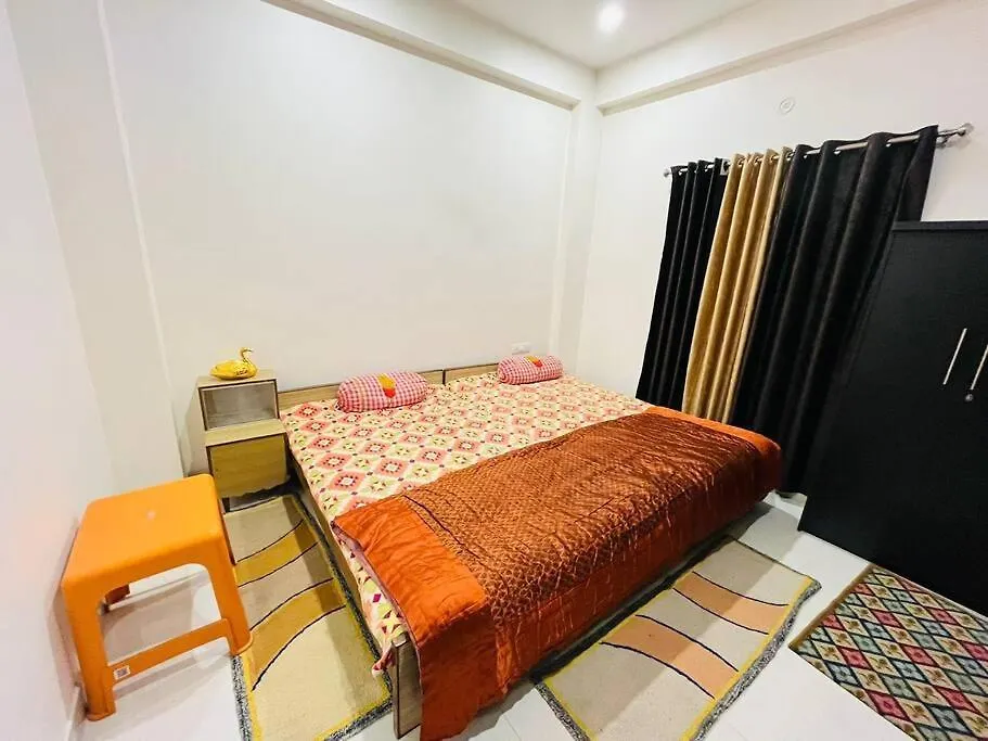 Raj Homestay- Homely Comfort 瓦拉纳西 0*,  印度