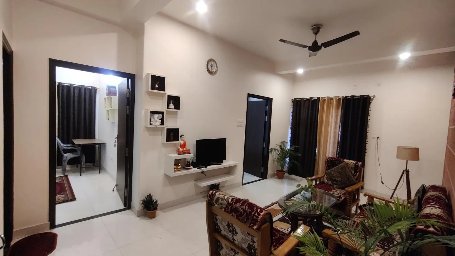 Raj Homestay- Homely Comfort 瓦拉纳西