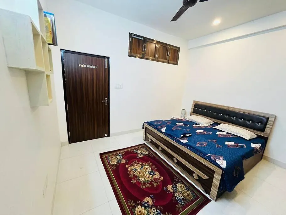 Raj Homestay- Homely Comfort 瓦拉纳西