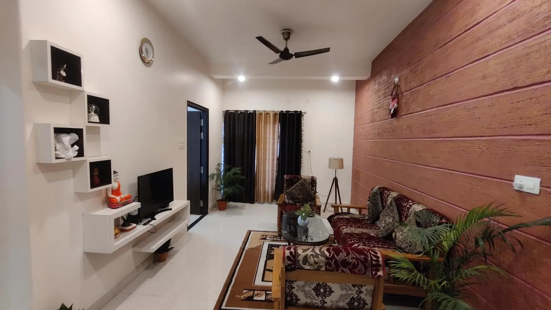 公寓 Raj Homestay- Homely Comfort 瓦拉纳西